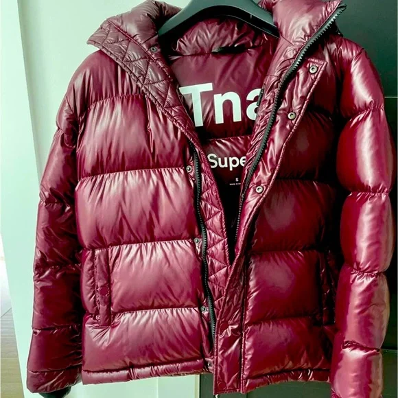 Size TNA high-gloss Classic Super Puff jacket in Barley used